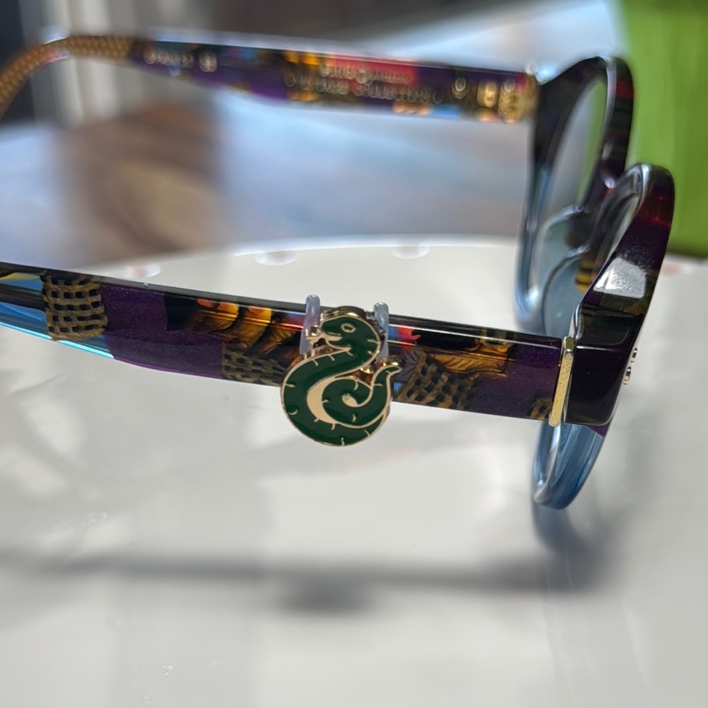 Slytherin Harry Potter Glasses Decor
